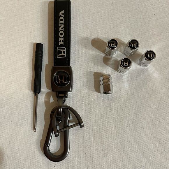 Honda fob keychain in black & silver valve Stem - Picture 2 of 5